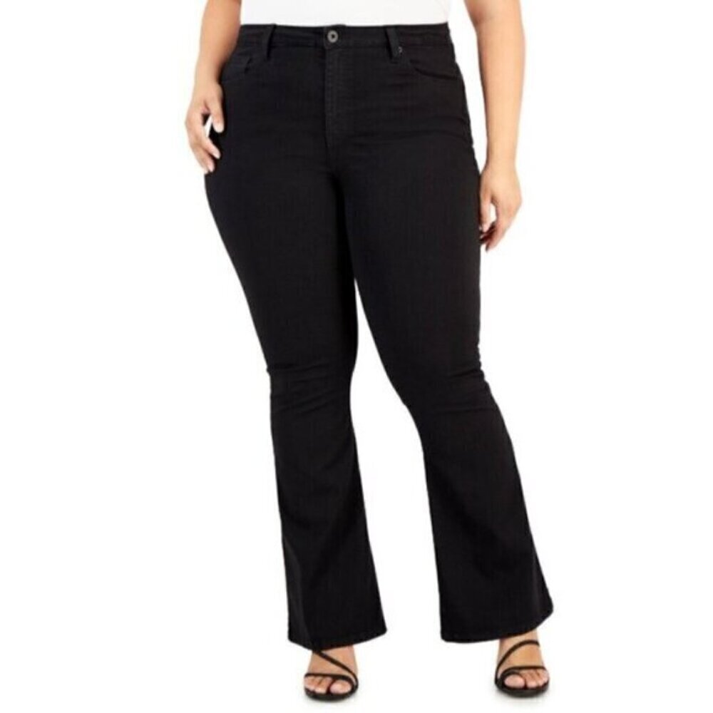 Celebrity Pink Trendy Plus Size 16W Black High Rise Flare-Leg Jeans NWT